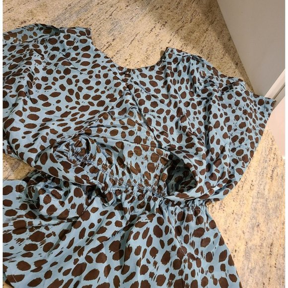 Better B Women's Small Blue Brown Cheetah Cold Shoulder Open Back Blouse - Picture 4 of 8